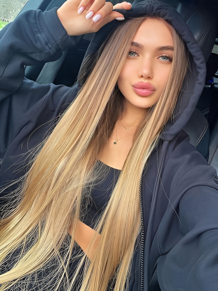 Оксана привлекальеная девушка из Морозовска цена от 5000 руб