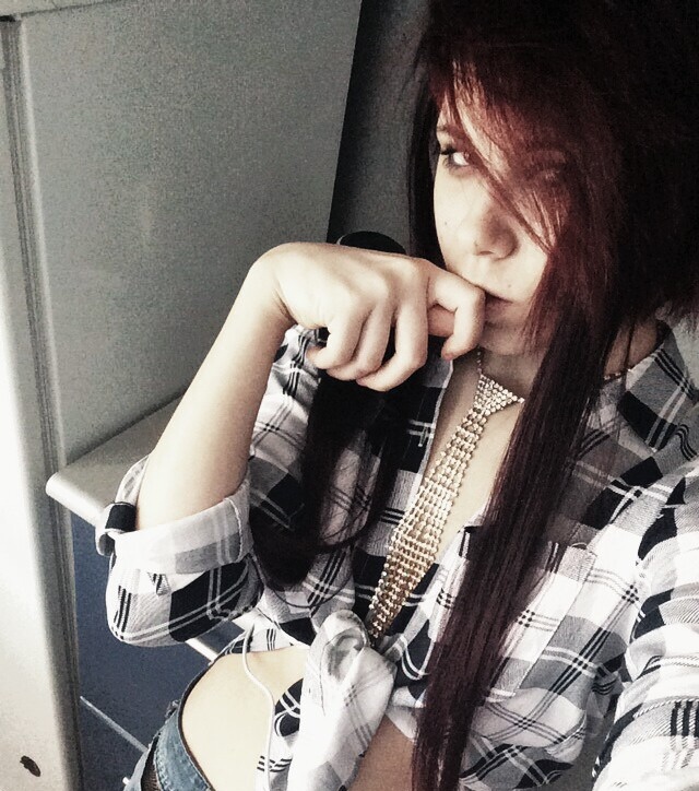 Милана привлекальеная девушка из Морозовска цена от 3000 руб