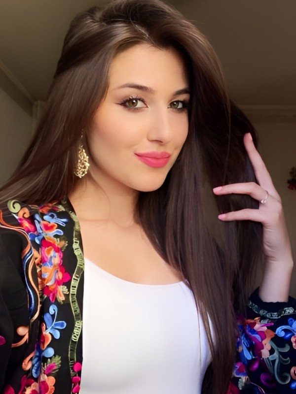 Алиана привлекательная девушка из Морозовска цена от 2500 руб