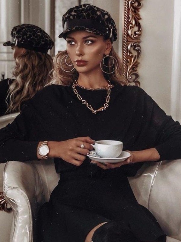 Яна привлекательная девушка из Морозовска цена от 3500 руб