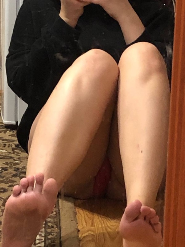 Дашута привлекательная девушка из Морозовска цена от 3000 руб