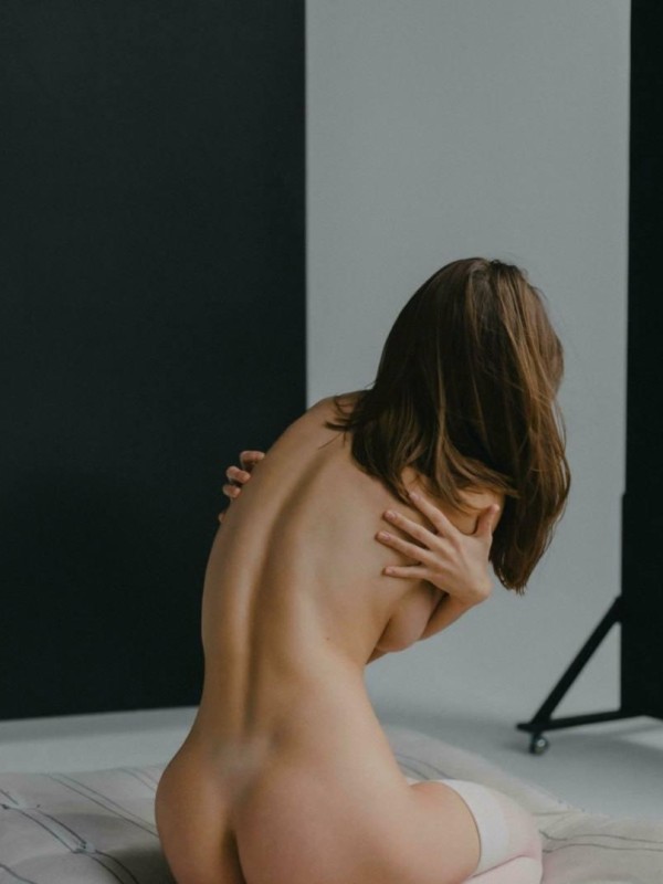 Кристина привлекательная девушка из Морозовска цена от 5000 руб